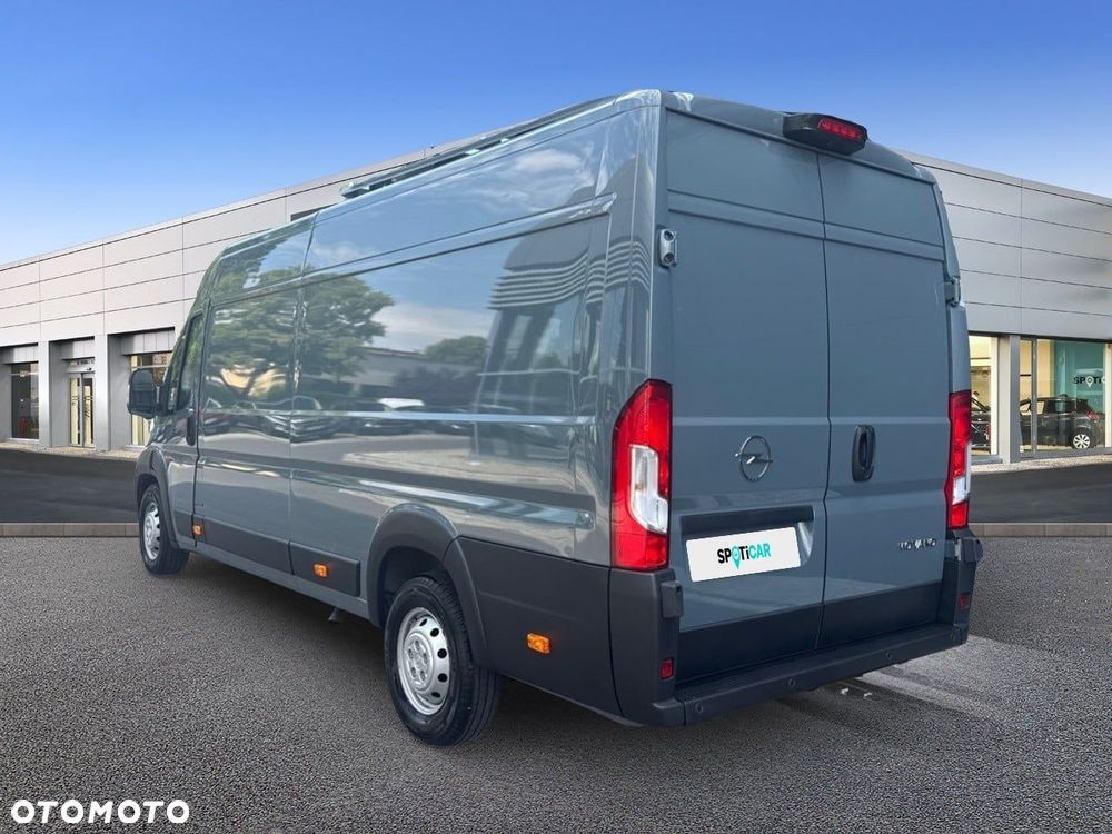 Opel Movano - 8