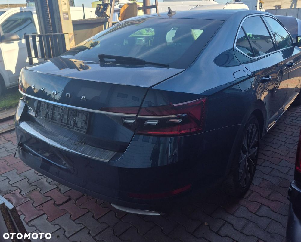 Skoda Superb 2.0 TDI SCR L&K DSG - 3