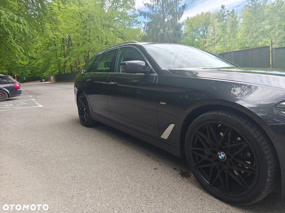 BMW Seria 5 520d xDrive Luxury Line - 3