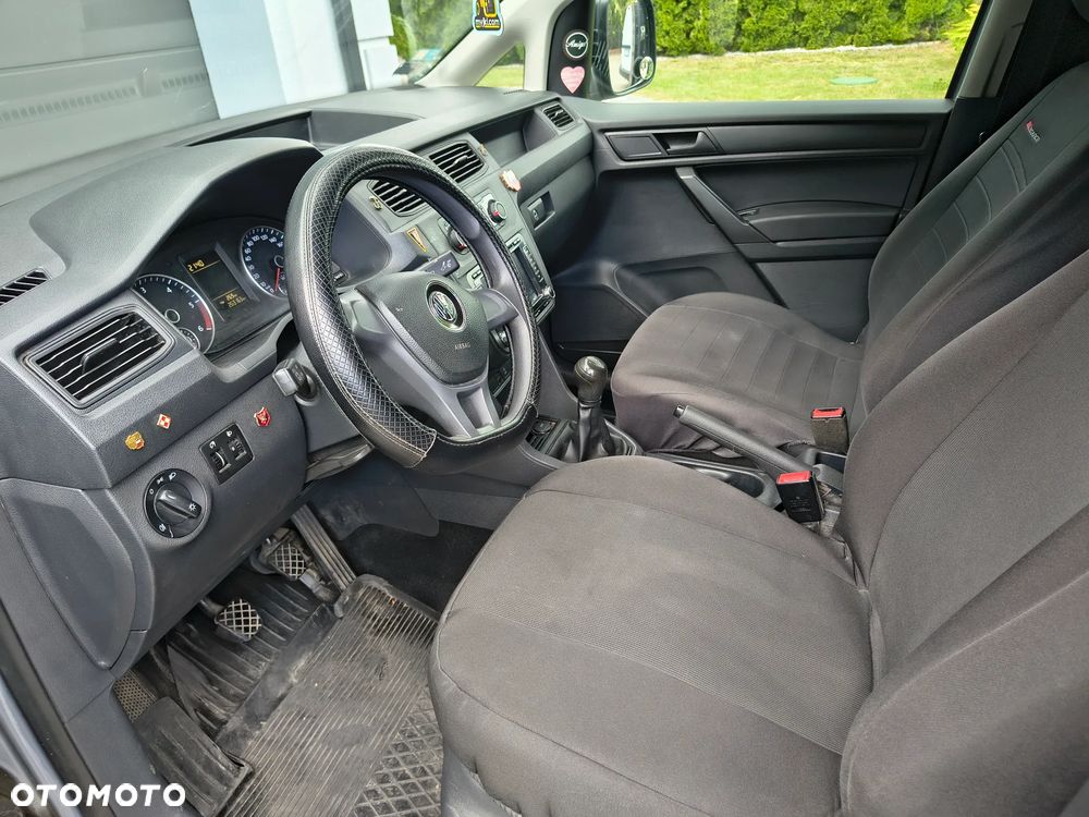 Volkswagen Caddy - 10