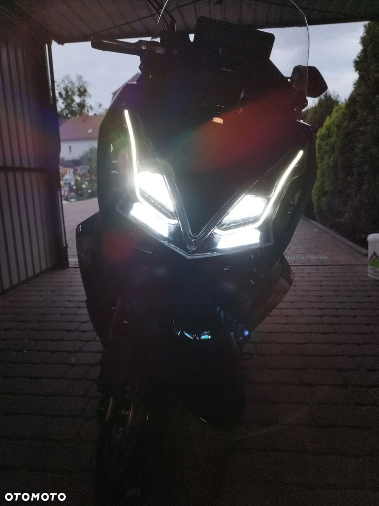 Kymco Downtown - 6