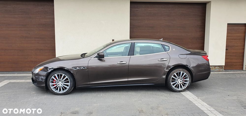 Maserati Quattroporte - 1