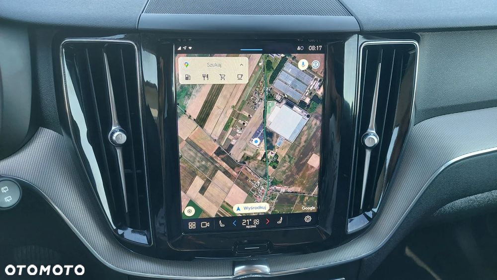 Volvo XC 60 B4 D Plus Dark - 27