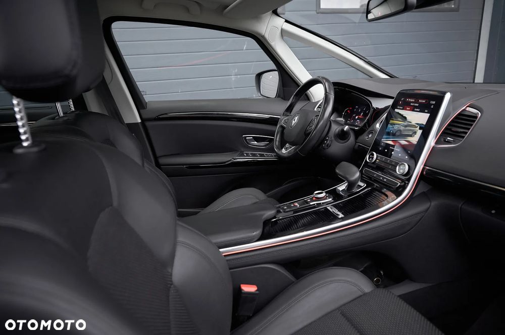 Renault Espace BLUE dCi 160 EDC BUSINESS EDITION - 22