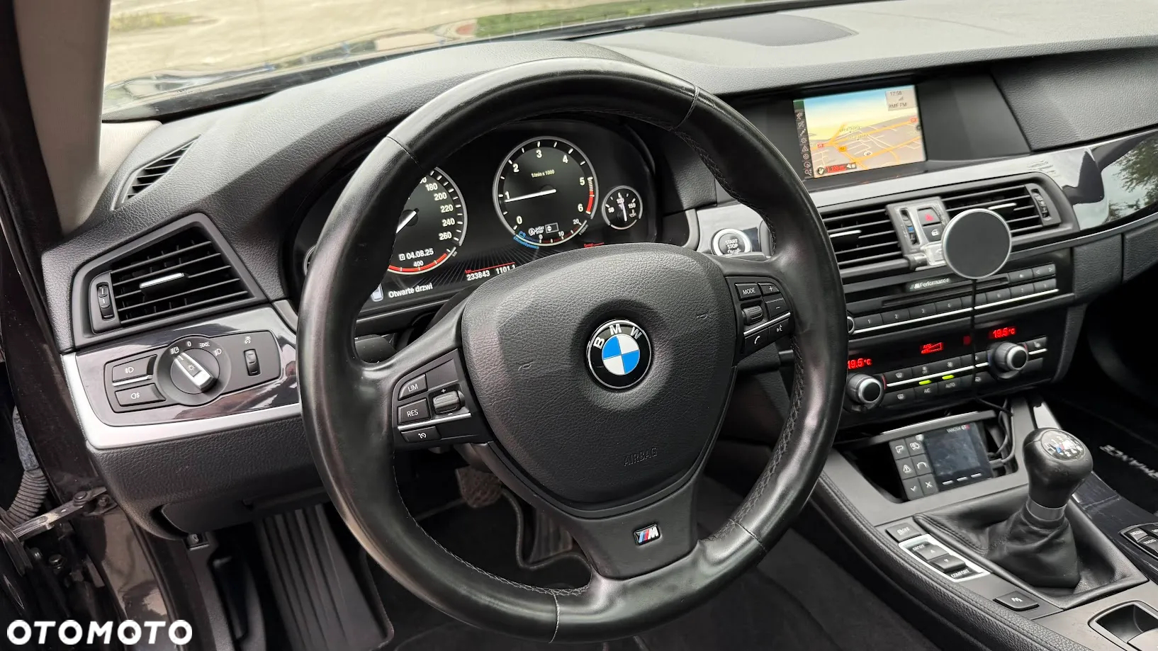 BMW Seria 5 520d BluePerformance - 8
