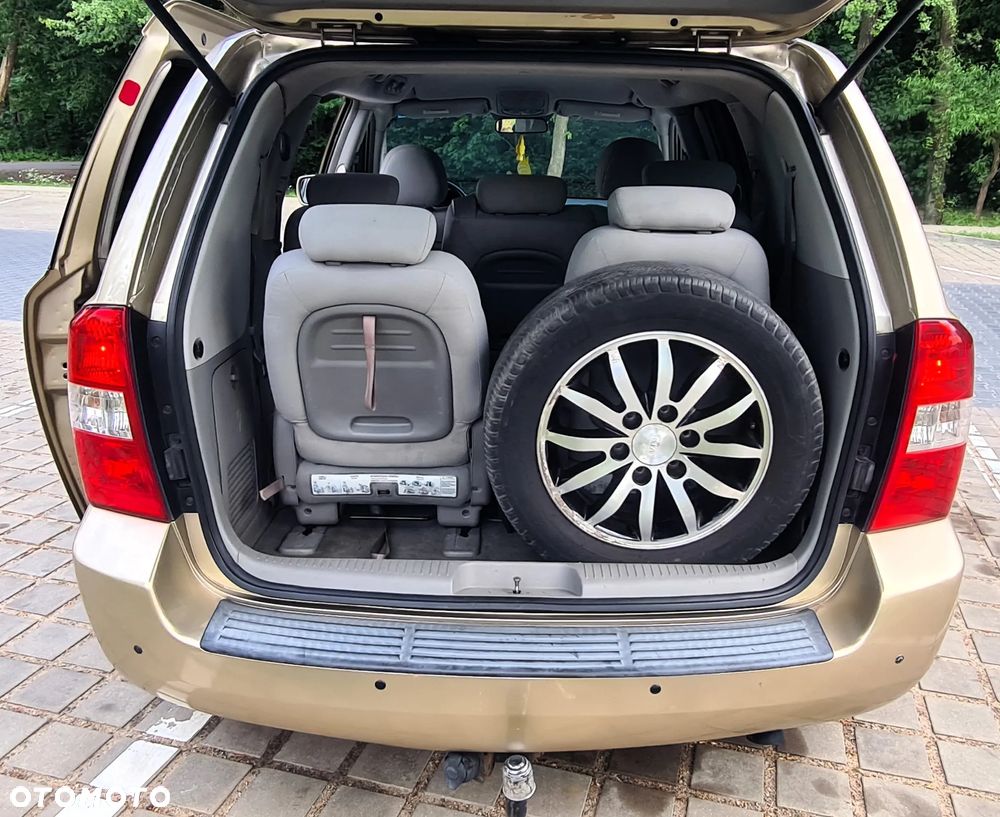 Kia Carnival 2.9 CRDi Tour - 22