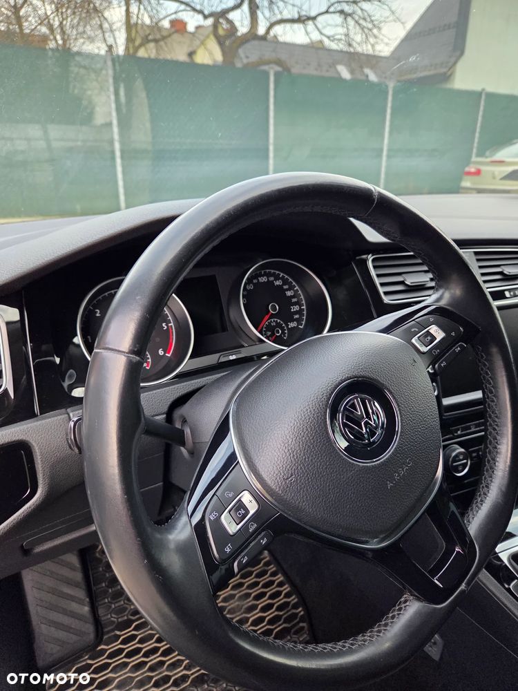 Volkswagen Golf 2.0 TDI (BlueMotion Technology) Highline - 28