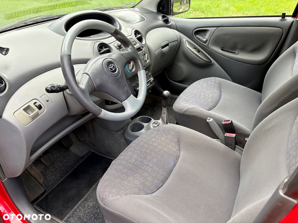 Toyota Yaris 1.0 Luna - 15