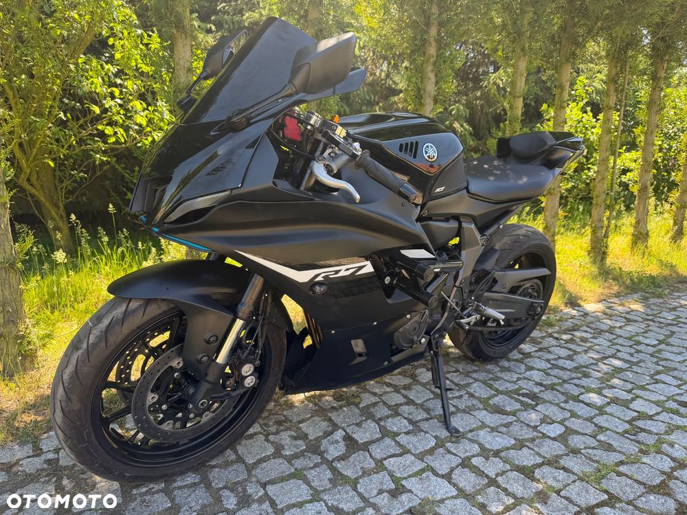 Yamaha R7 - 20