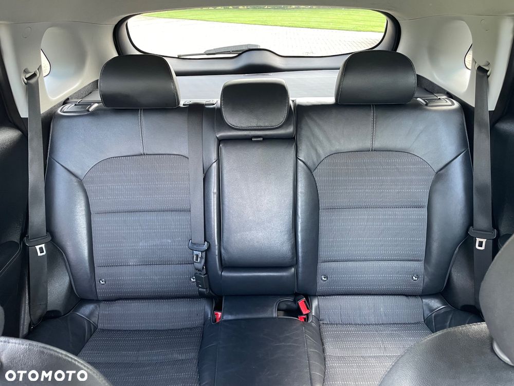 Kia Niro - 28