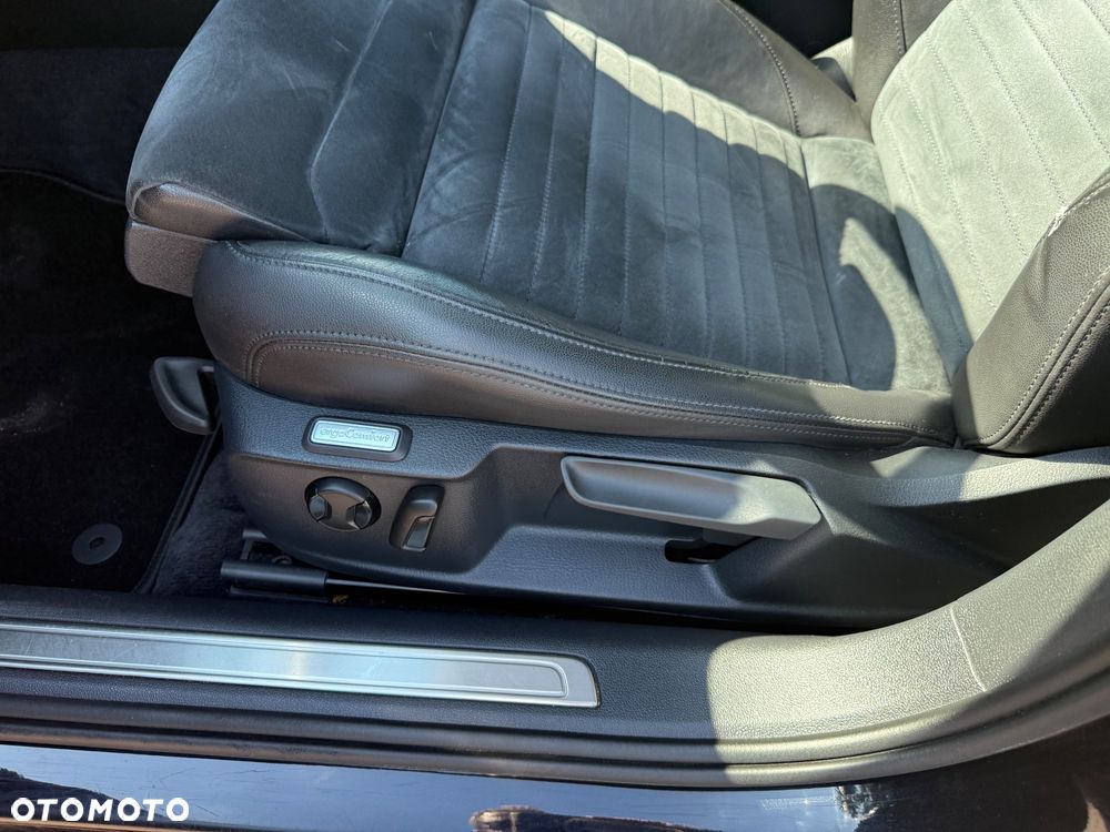 Volkswagen Passat 1.8 TSI BMT Highline - 16