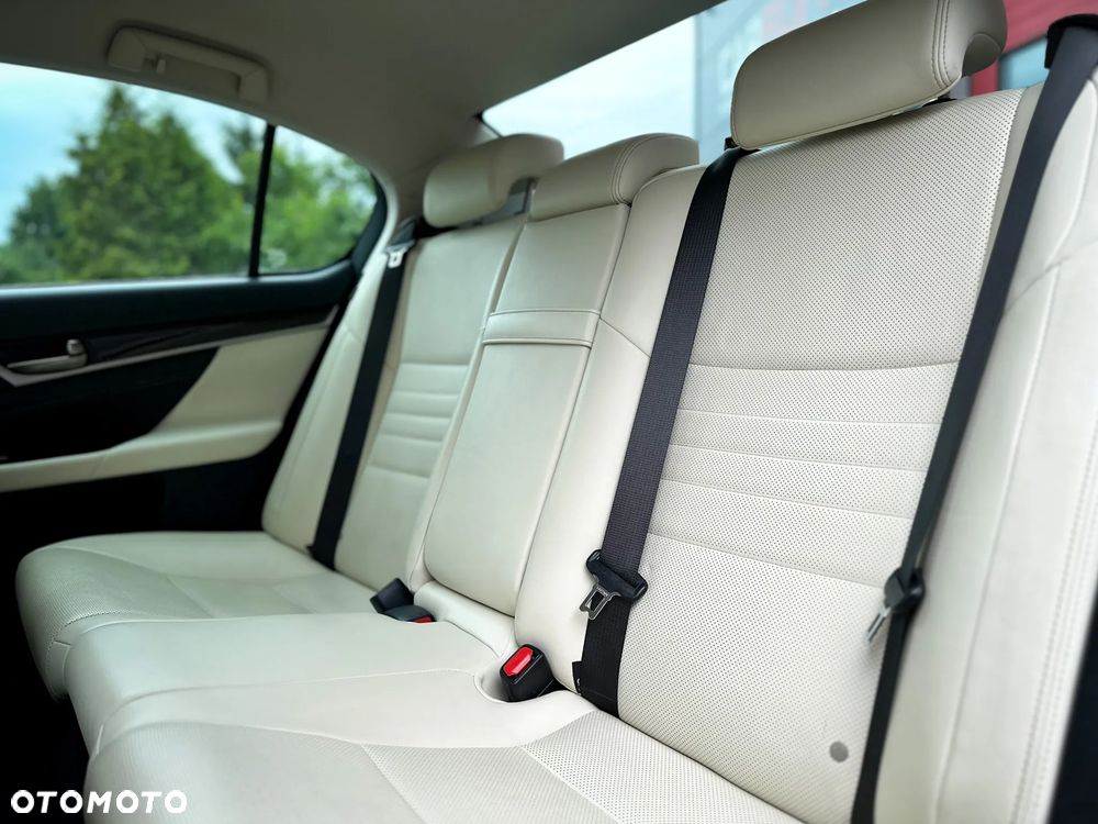 Lexus GS 200t / 300 Elegance - 31