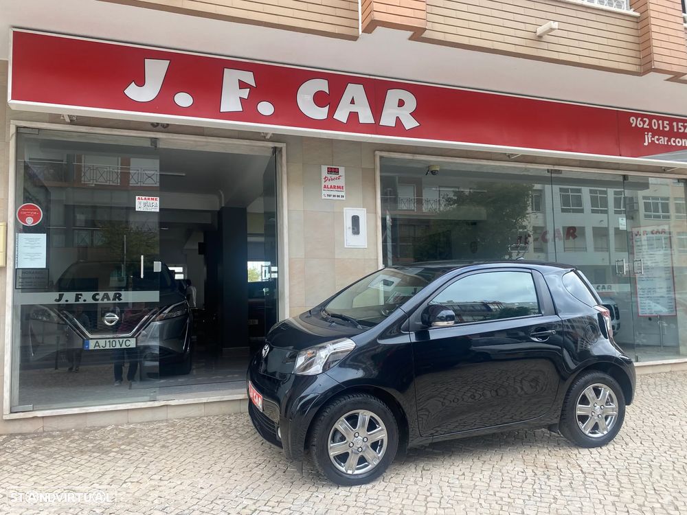 Toyota iQ 1.0 Multidrive + - 1