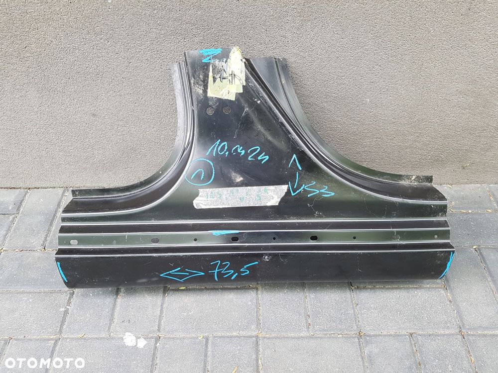 opel insignia a poszycie prawego progu próg słupek b22908869