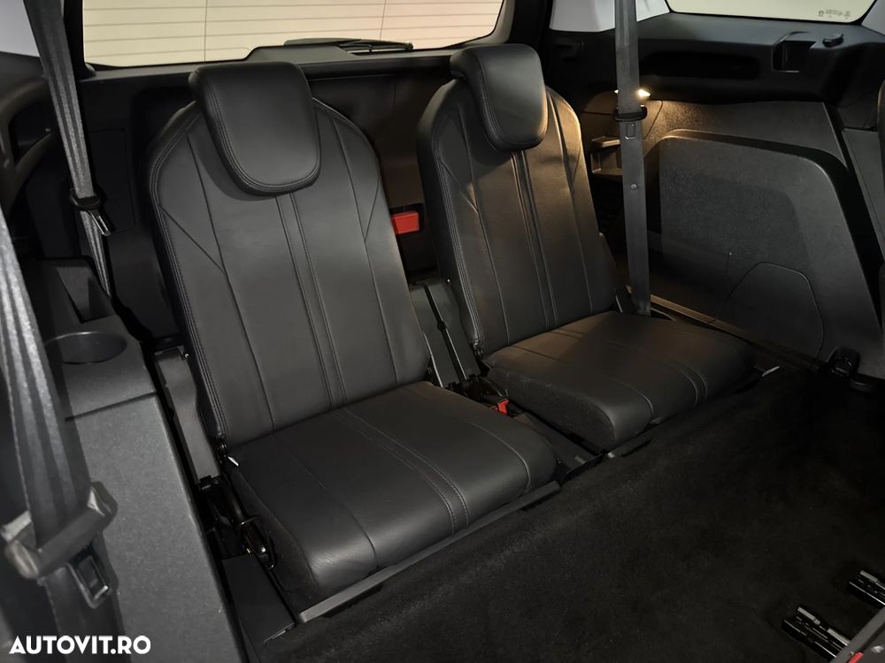 Peugeot 5008 - 14