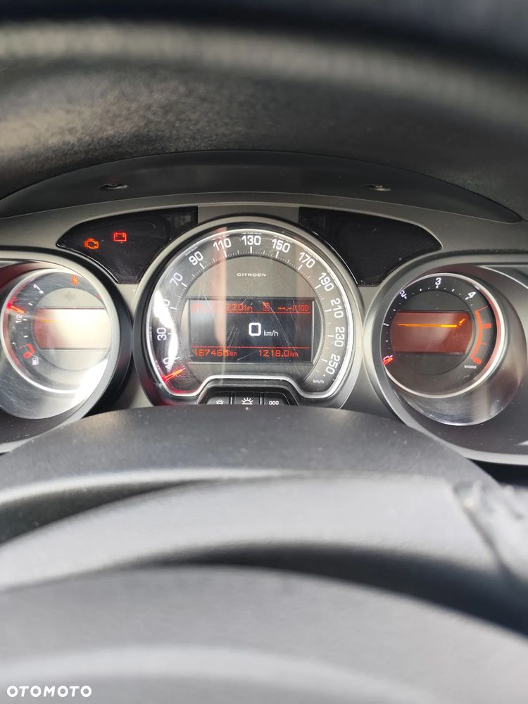 Citroën C5 2.0 HDi Confort - 1