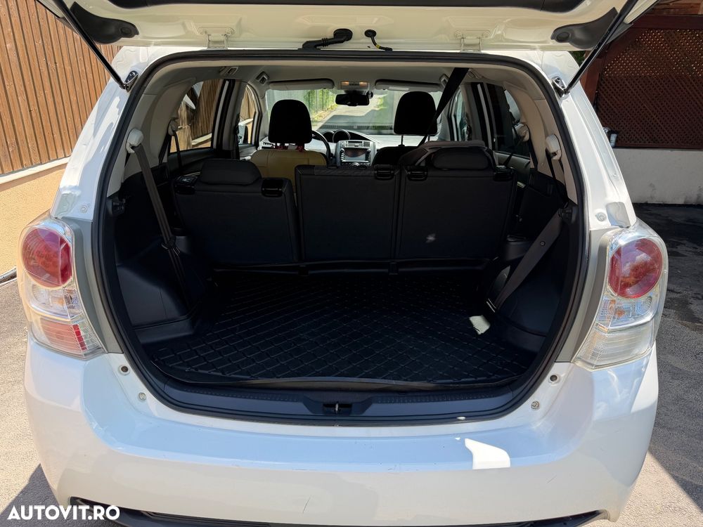 Toyota Verso 1.8 Valvematic Multidrive S Sol - 8