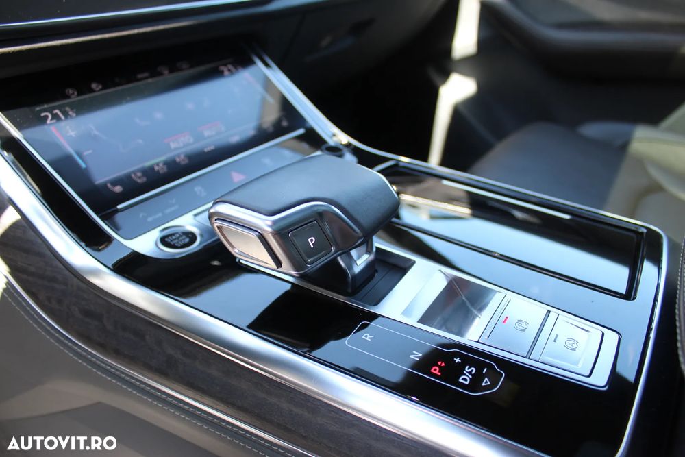 Audi Q8 3.0 55 TFSI quattro Tiptronic MHEV - 21