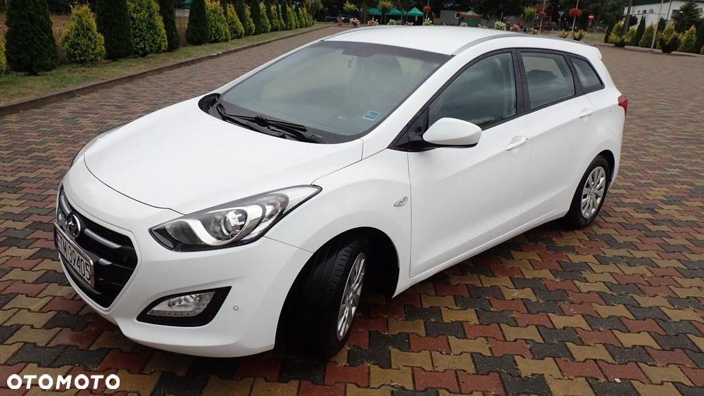 Hyundai i30 1.6 GDI Classic + - 12
