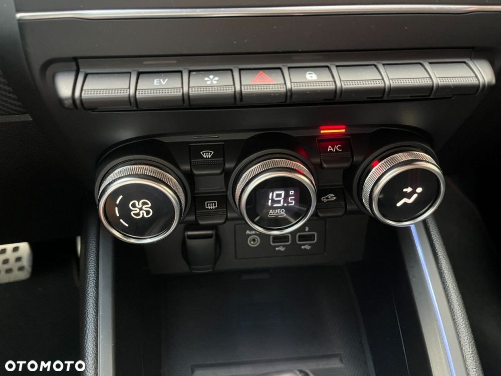 Renault Clio E-TECH 140 R.S LINE - 19
