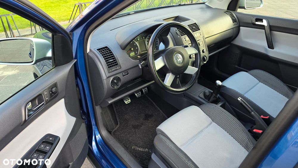 Volkswagen Polo Cross - 9