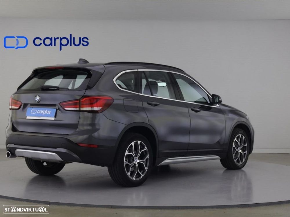 BMW X1 16 d sDrive Advantage Auto — fotografia 7