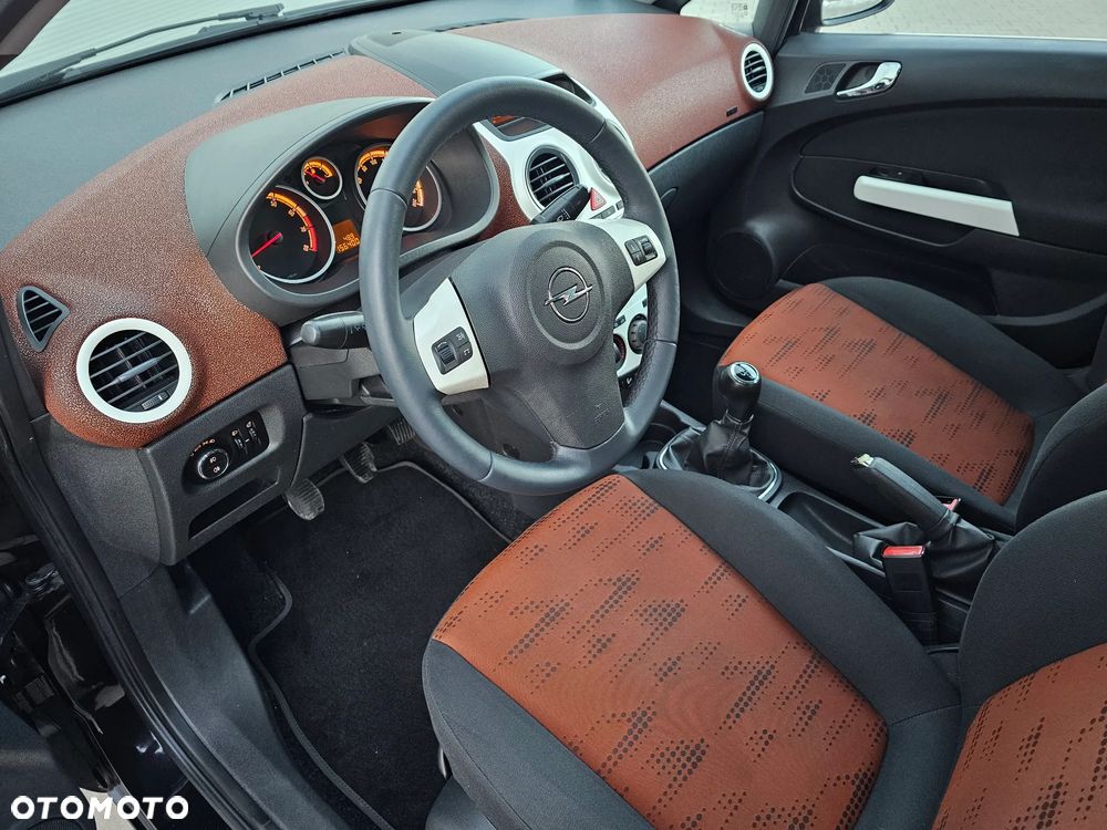 Opel Corsa 1.4 16V Satellite - 25