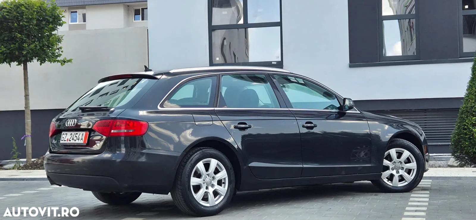 Audi A4 2.0 TDI Avant - 13