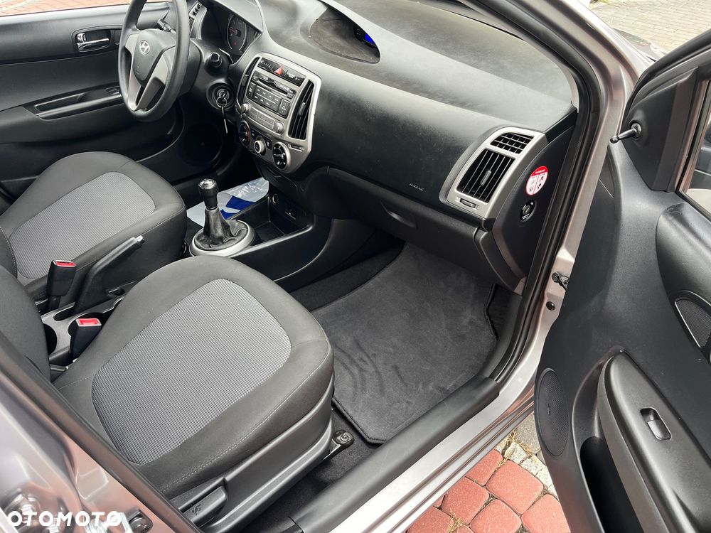 Hyundai i20 1.25 Comfort - 15