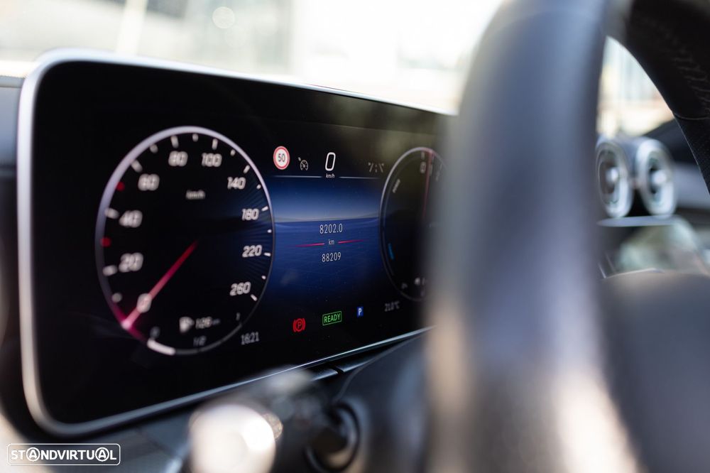 Mercedes-Benz C 300 e AMG Line - 11