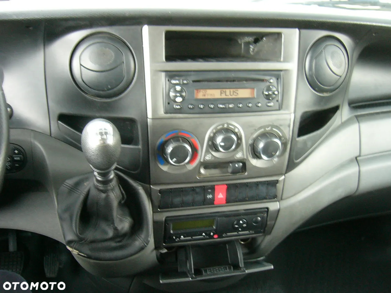 Iveco Daily 40C15 3,0 Tdi 150Ps EURO5 - 16