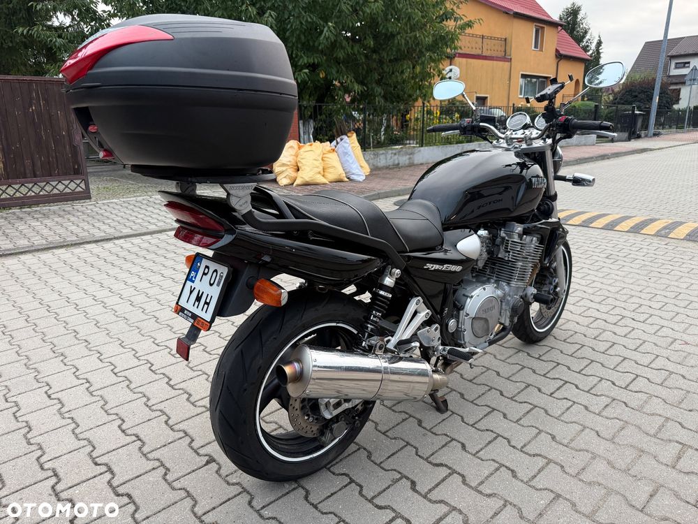 Yamaha XJR - 14