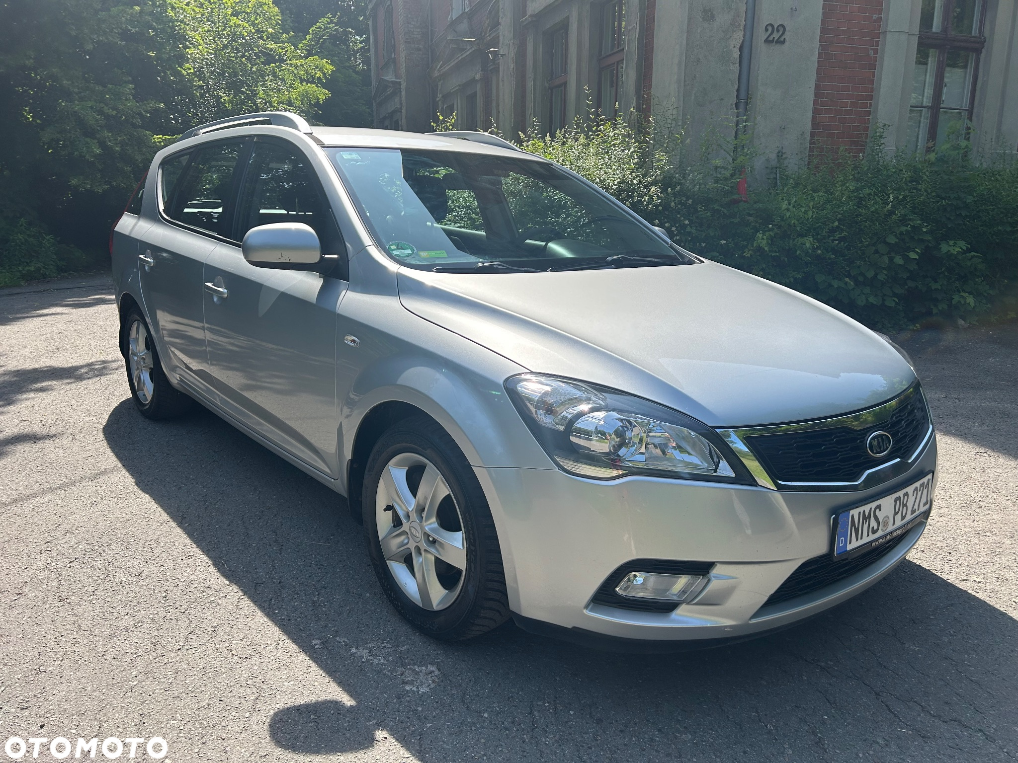 Kia Ceed 1.6 CVVT SW Dream-Team Edition - 37