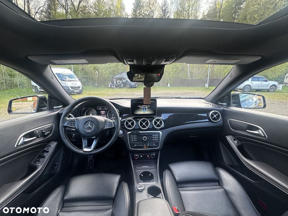 Mercedes-Benz CLA - 9