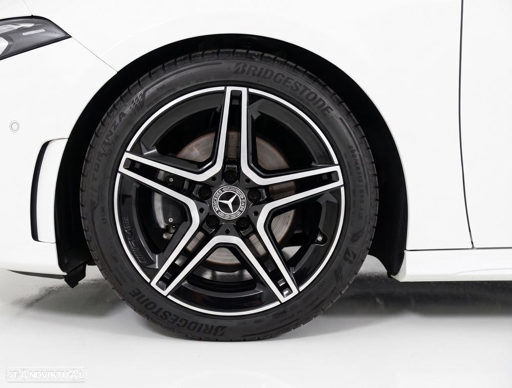 Mercedes-Benz A 180 d 7G-DCT AMG Line - 11