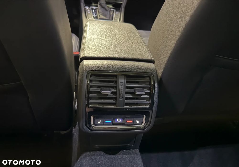 Volkswagen Passat 1.5 TSI EVO Highline DSG - 15