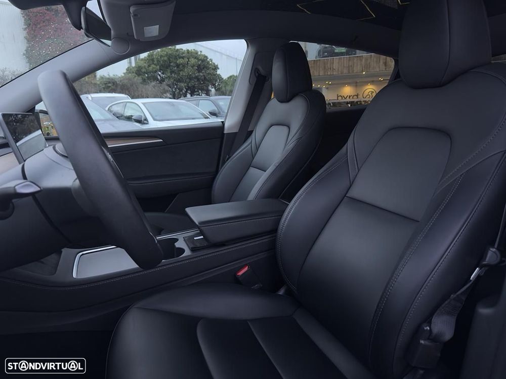 Tesla Model Y Standard - 19