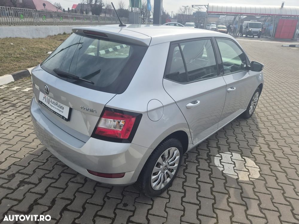 Skoda Fabia 1.0 TSI Ambition - 6