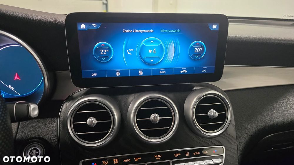 Mercedes-Benz GLC 300 de 4Matic 9G-TRONIC AMG Line Plus - 34