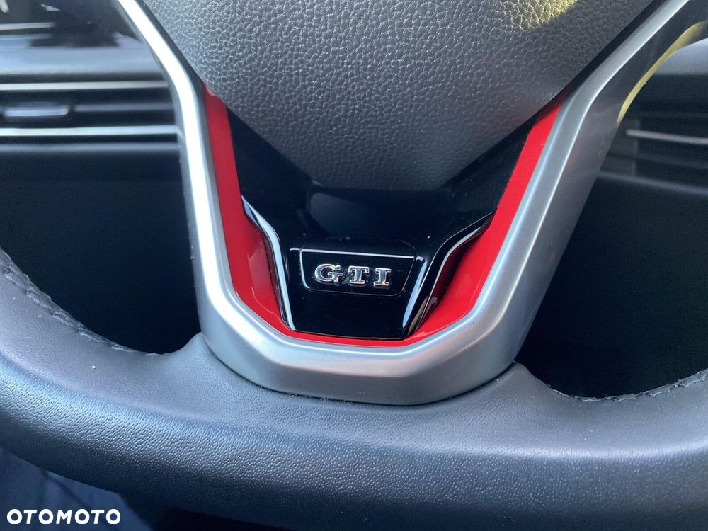 Volkswagen Golf VIII 2.0 TSI GTI DSG - 25