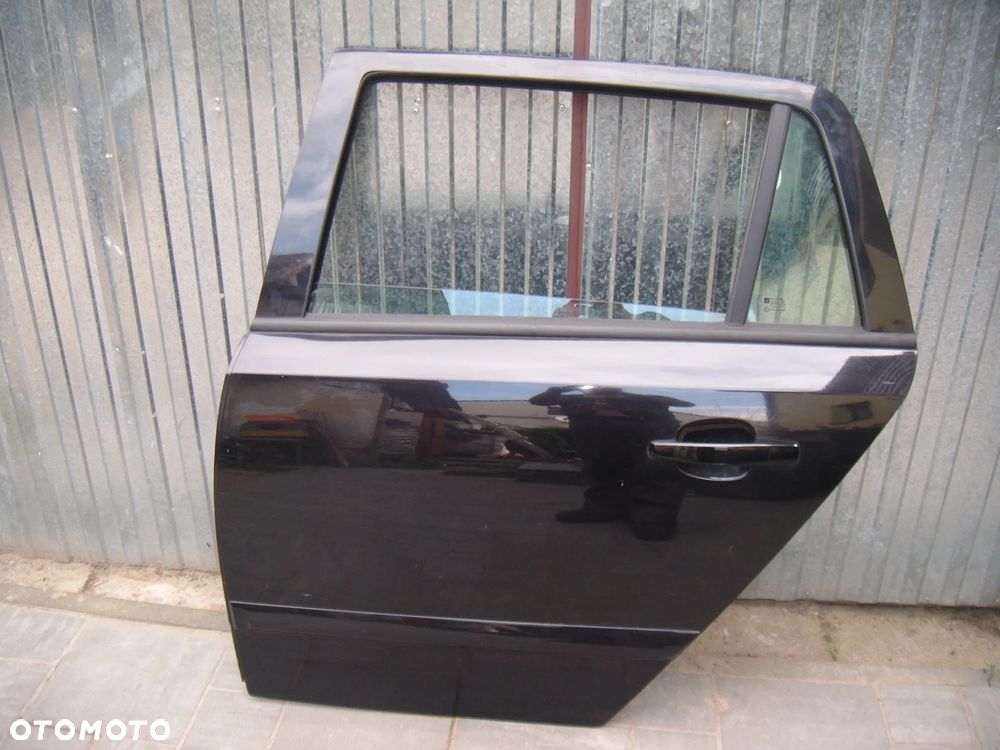 astra h  kombi  drzwi lewy tył Z20R - 1