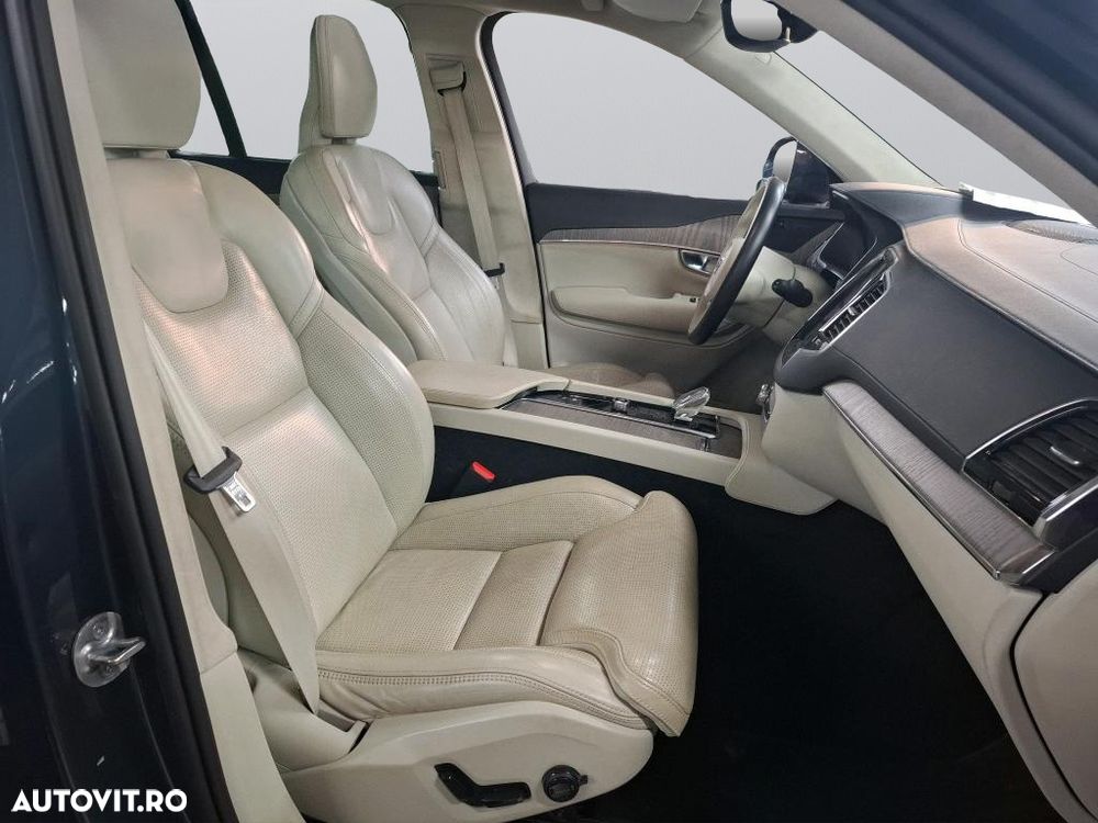 Volvo XC 90 T8 AWD Plug-in Hybrid Ultra Bright - 7