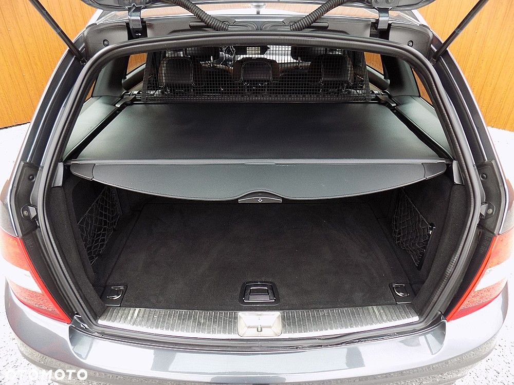 Mercedes-Benz Klasa C 200 CDI DPF (BlueEFFICIENCY) - 20