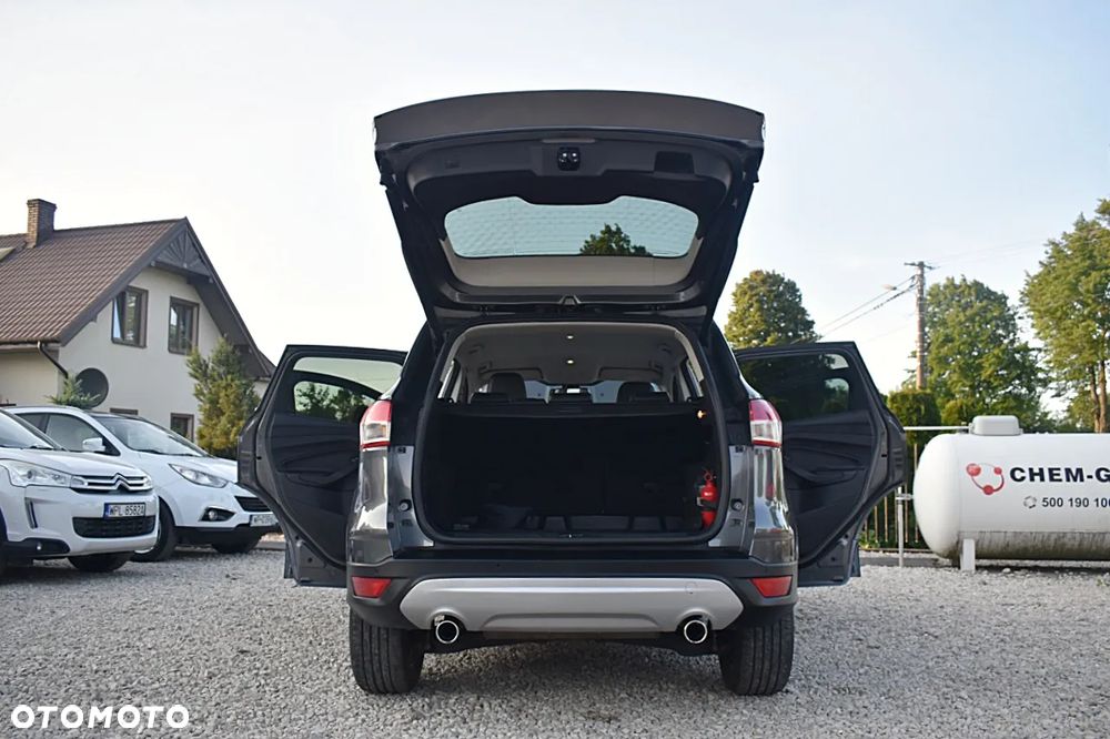 Ford Kuga 2.0 TDCi 2x4 Titanium - 15