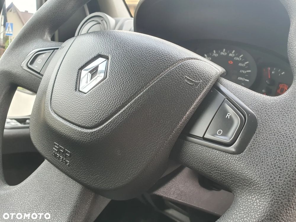 Renault Master - 18