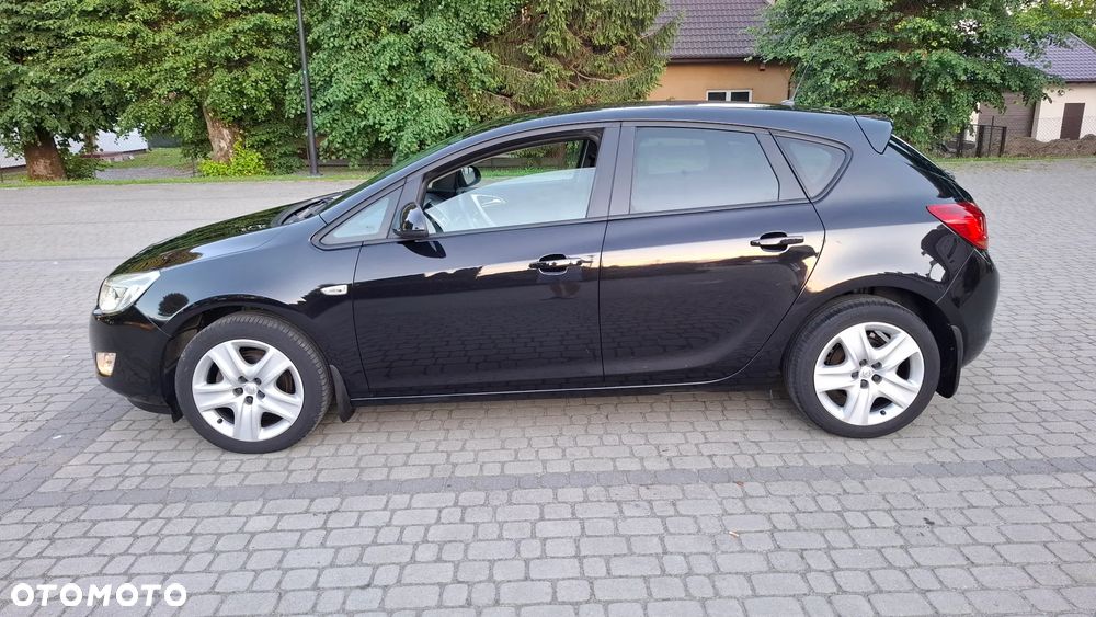 Opel Astra 1.4 T Cosmo - 2