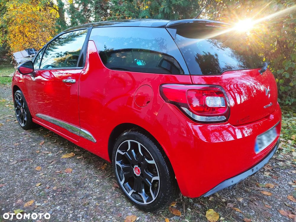 Citroën DS3 THP 155 Red Edition - 12