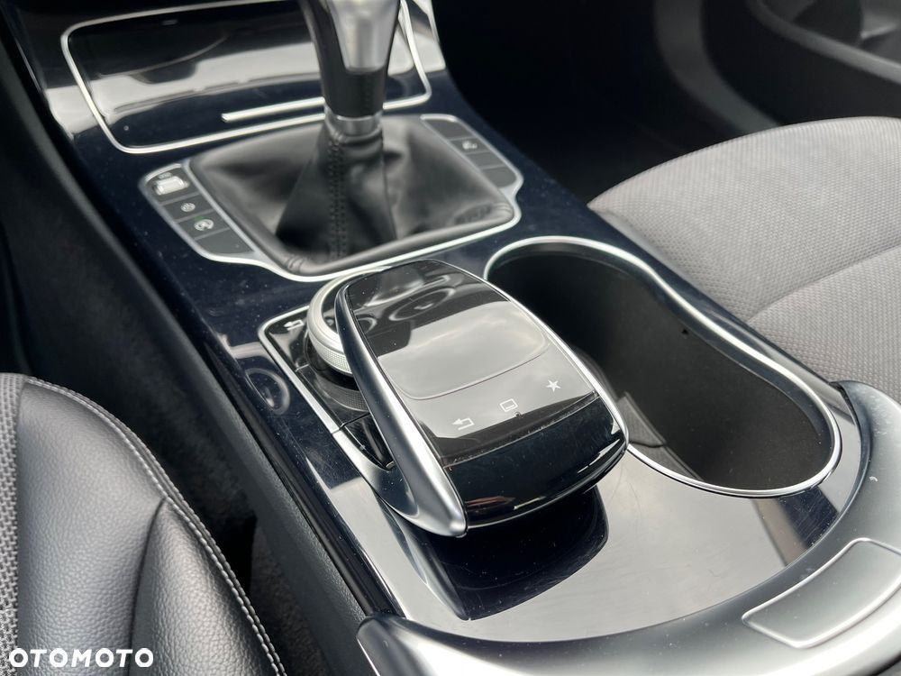 Mercedes-Benz Klasa C 200 Avantgarde - 31