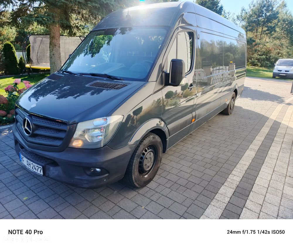 Mercedes-Benz Sprinter - 1