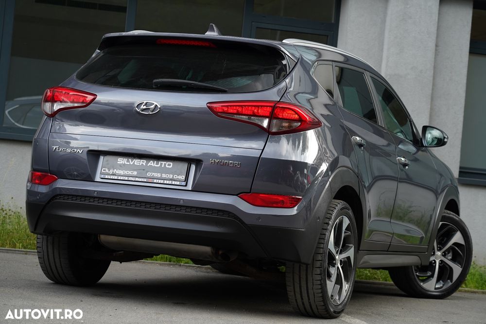 Hyundai Tucson blue 1.7 CRDi 2WD DCT Premium - 26